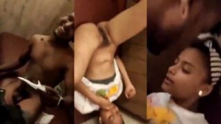 Cowok Bihari Membanjiri Memek Pacarnya Dengan Crot Di Video Mesum Desi
