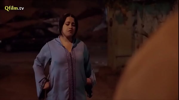 Ibu Arab Berbadan Besar Berhijab Dengan Bokong Besar Diberi Isian Penuh