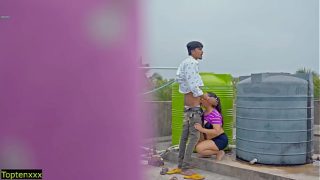 Bercinta Hot Di Atap, Jangan Sembarangan Keluar Di Dalam!