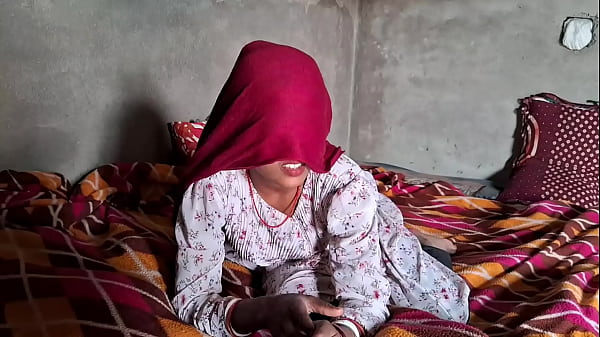 Desi Bhabhi Honeymoon Pe Bhaiya Ke Saath Morning Sex Ki Masti, Gaon Ki Chudai Ka Asli Video