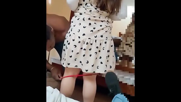 Setelah Jadi Bahan Omongan, Akhirnya Aku Temui Si Jalang Itu Dan Akhirnya Kalian Pasti Tahu, Kontol Gede Dan Tebal Masuk Ke Dalam Si Janda Di Depan Mata Suaminya