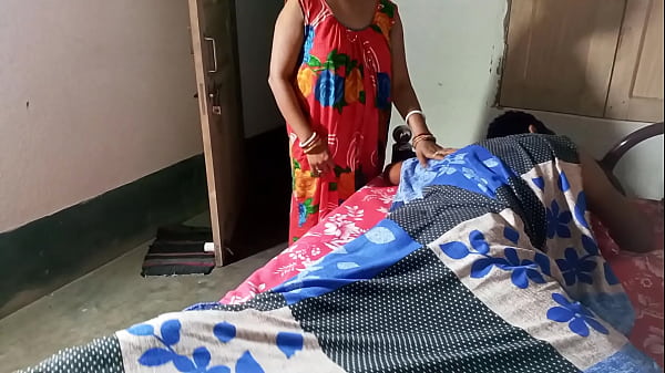 पत्नी के ऑफिस जाते ही पति ने नौकरानी को जमकर चोदा, बोल्ड हिंदी आवाज़ में