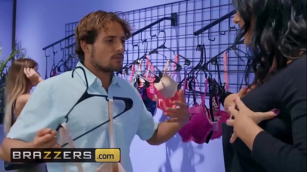 Ukuran Payudara Reagan Foxx Bikin Tyler Nixon Nafsu Di Brazzers
