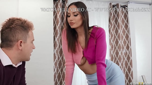 Gairah Tersembunyi Dengan Adik Tiri Bergairah, Desiree Dulce – Nikmati Di Zzfull.com/mess
