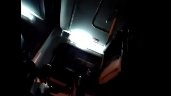 Malam Pertama Di Atas Bus