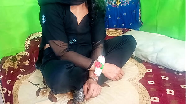 Bhabhi Muslim Seksi Dihardcore Anal Kasar Sama Kontol Dever India, Doggystyle Anus Ditusuk Habis-habisan