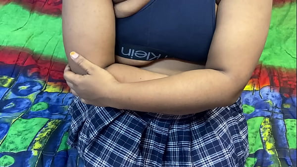 Ayah Tiri Manfaatkan Gadis Tiri Yang Patuh, Video Panas India Jadi Viral