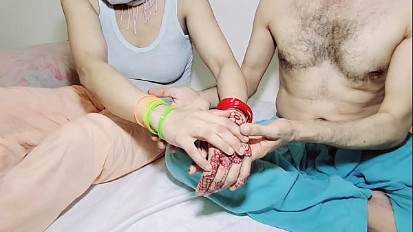 Punjabi Muslim Bhabhi Panas, Anal Ganas, Suara Hindi Menggoda