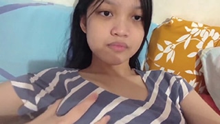 Anak Smp Pamerin Nenen Di Kamar, Bikin Ngilu!