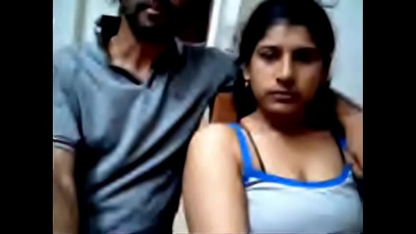 Desi Pasangan Doyan Pamer Bugil Depan Webcam