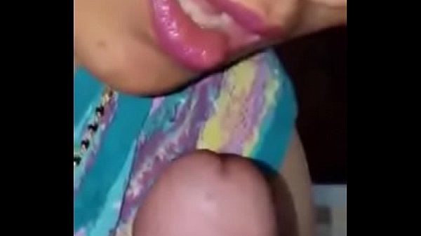 Malam Panas Suami, Desi Blowjob Dengan Audio Hindi Yang Menggairahkan