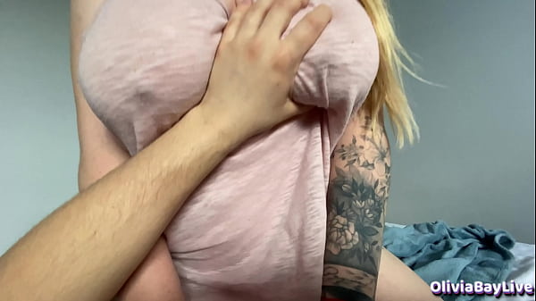 Tonton Bokep Bareng Kakak Tiri, Dia Ngehe Dan Minta Digojlok – Olivia Bay