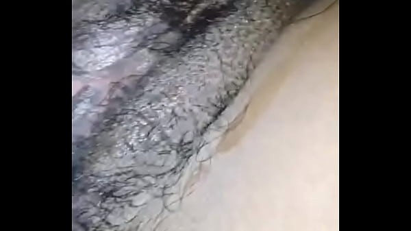 Bocah India Yang Basah Dan Menggoda