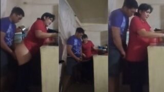 Mesum Banget, Si Bego Nikmatin Ngewe Berdiri Sama Ibu Tiri Di Dapur
