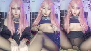 Riie Nana Pamer Body Hot Pakai Kostum Sakura, Bikin Makin Ngiler