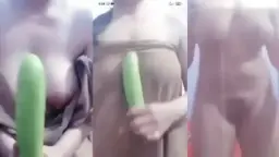 Sinta Bugil Goyang Live, Mulus Tanpa Halangan