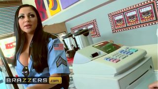 Seragam Ketat, Tits Gede, Audrey Bitoni & Honey White Digebuk Johnny Sins – Boston Cream – Brazzers.