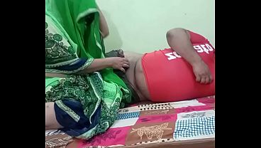 Desi Indian Couple Lagi Ngewe Panas Di Kamar, Crot Di Kasur.