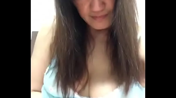 Cewek Asia Christy Colokin Memek Basah