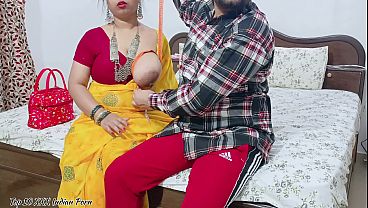 Penjahit Lagi Ngewein Cewek India Hot Di Tokonya. Audio Video Hindi.