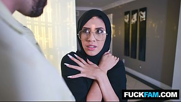 Hijabis Celah Keperawanan Malaikat Del Rey, Siap Dihajar