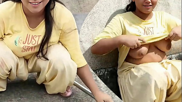 Bocah Baru Nikah Ngajak Kakak Ipar Ngewe Di Atap, Cewek Kampung Desi Pamer Crot Di Luar Ruangan