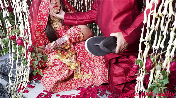 Malam Pertama Pernikahan India Yang Panas, Bikin Makin Pengen, Gaya Xxx Dalam Bahasa Hindi.