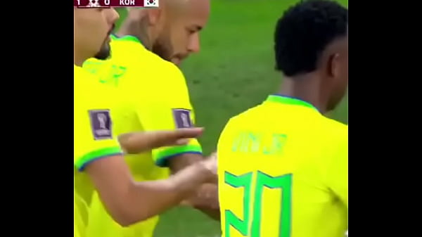 Brasil Ngebokong Korea Live!!!! Neymar Sama Gengnya Pesta Panas