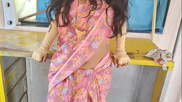 কামওয়ালি বাই আর মকান মালিকের দেশি চুদাচুদি
