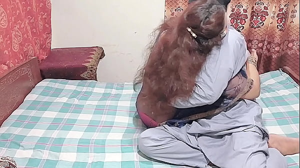 Bikin Ngilu! Bhabhi India Ngencengin Sampai Kejang