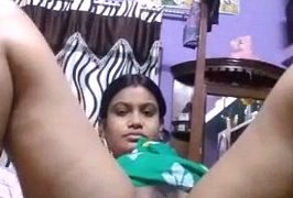 Desi Aunty Buka-bukaan Chut, Video Panas Bikin Ngilu!