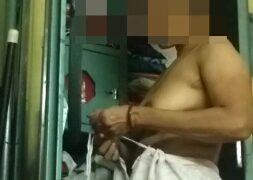 Video Bugil Total Seorang Mami Tamil Berdandan Sendirian, Bikin Makin Panas
