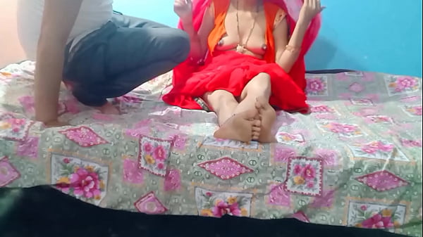 Bokep Lagi, Saat Rumah Sepi, Bhai Ne Devar Ke Samne Petticoat Utha Diya, Maza Aa Gaya.