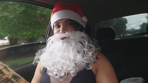 Bianca Mau Kasih Hadiah Ke Santa, Malah Jatuh Ke Kontol Natal Yang Siap Dimakan.