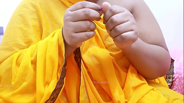 Tonton Aja Desi Aunty Montok, Buah Dadanya Bikin Mupeng.