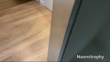 Liburan Seru Sama Kakak Tiri, Naomi Noel, Main Di Ranjang