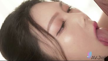 Cewek China Seksi Ban Ban Digebukin Keras Sampe Meringis.