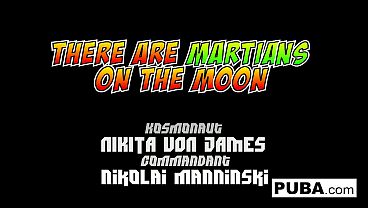 Kosmonot Rusia Nikita Von James Diperintah Jenderalnya Untuk Tutup Mulut, Tapi Mulut Bawahnya Yang Lain Siap Dibuka.