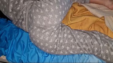 Ketemu Mantu Kakakku Lagi Tiduran Di Ranjangku, Aku Bangunin Dia Pakai Ngewe Panas, Ujungnya Pantatnya Penuh Air Mani Tanpa Kondom.