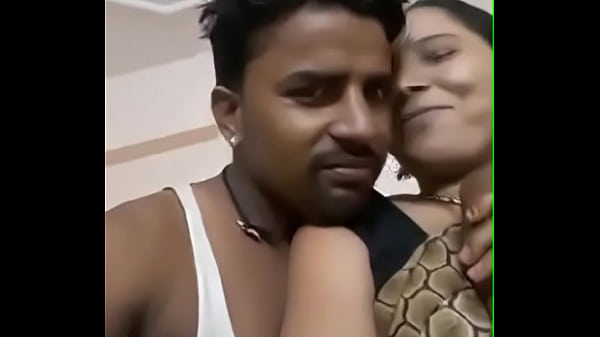 Nekan Desi Aunty Tete Gede Sampe Kenceng