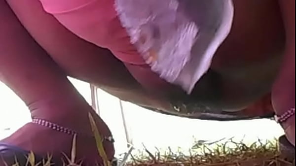 Desi Lagi Ngocok Pipis Di Depan Kamera, Basahin Semua