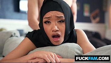 Hijabi Dikenalin Ke Budaya Amerika, Jade Kimiko & Parker Ambrose Maksa Ngebor