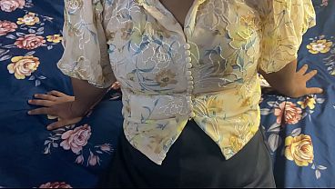 Nagma Bhabhi Digebukin Pas Musim Hujan, Suara Hindi, Video Bokep Xxx Baru Yang Bikin Makin Basah.