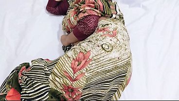 Aku Kencengin Mertua, Kira-kira Itu Istri Sendiri, Ternyata Beda Lubang Tapi Sama-sama Basah.