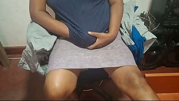 Ibu Tiri India Desi, Rahasia Malam Panas Di Balik Pintu Kamar