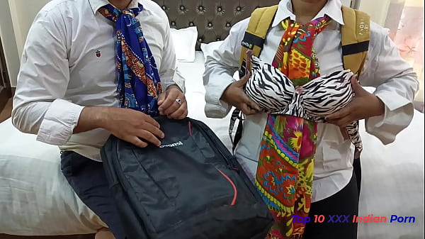 Anjing Desi Murid Cabul Ngentot Cewek Desi Di Hotel Oyo Pas Pertama Ketemu