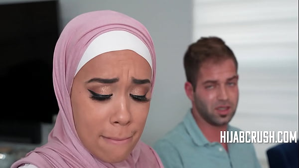 Bantuin Stepsi Arabku Biar Nggak Sok Suci | Hijabcrush
