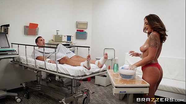 Brazzers – Layla London Mandiin Lo Pake Spons Basah, Bikin Lo Tegang Abis.
