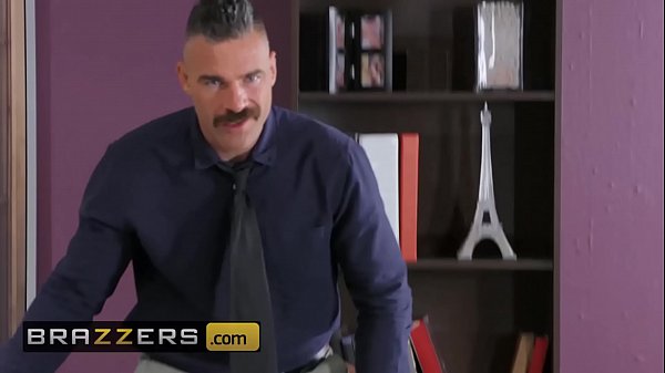 Tete Gede Di Kantor – (monique Alexander, Charles Dera) – Bos Dikendalikan Dari Jauh – Brazzers